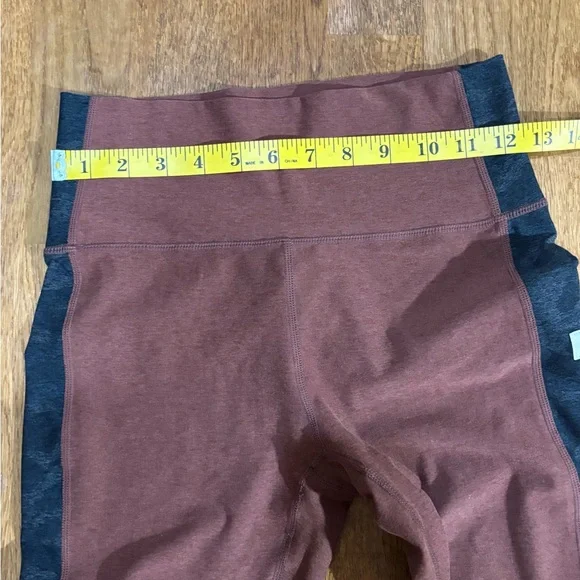 Vuori High-Rise The Rise The Shine Leggings Sz Sm Rust and Black Heathered Camo - Picture 12 of 12